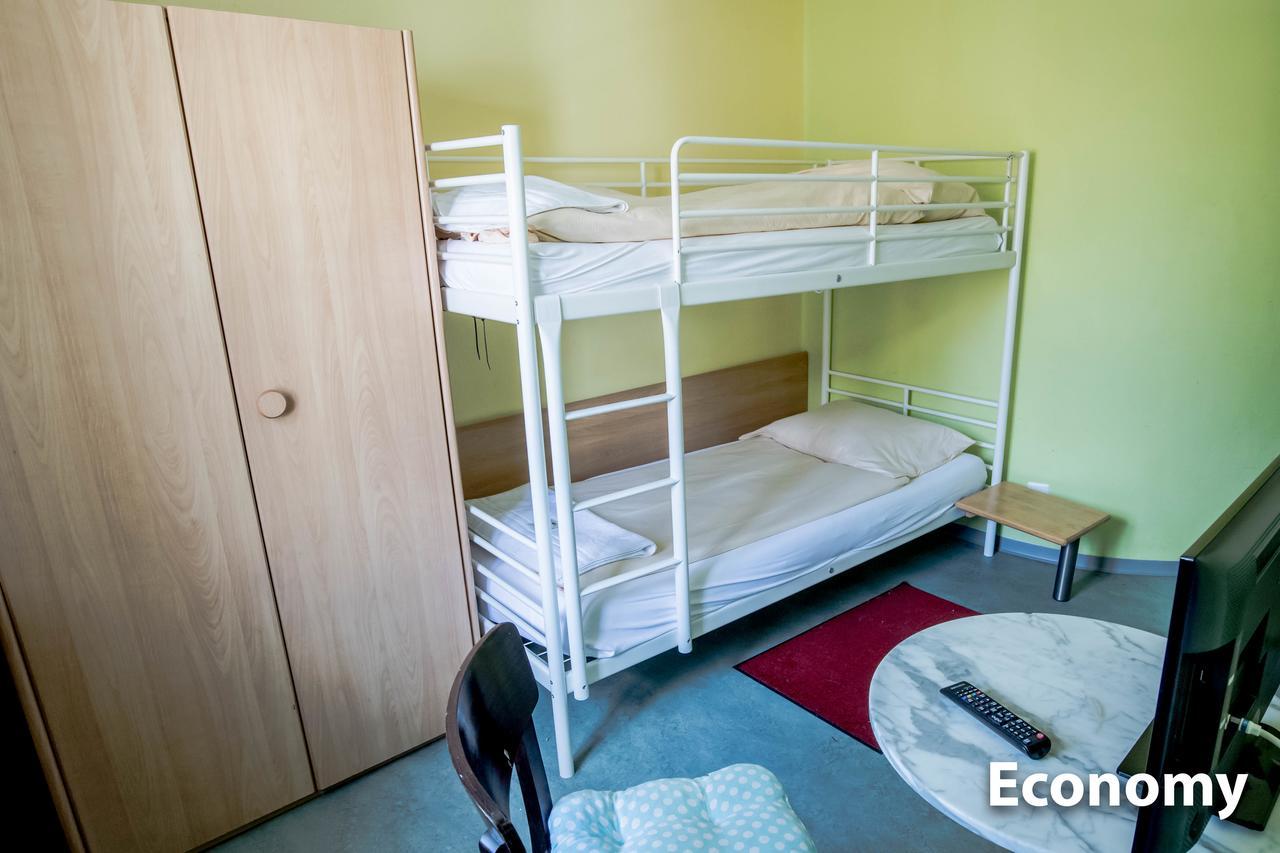 Hotel & Backpackers Zak Schaffhausen Luaran gambar