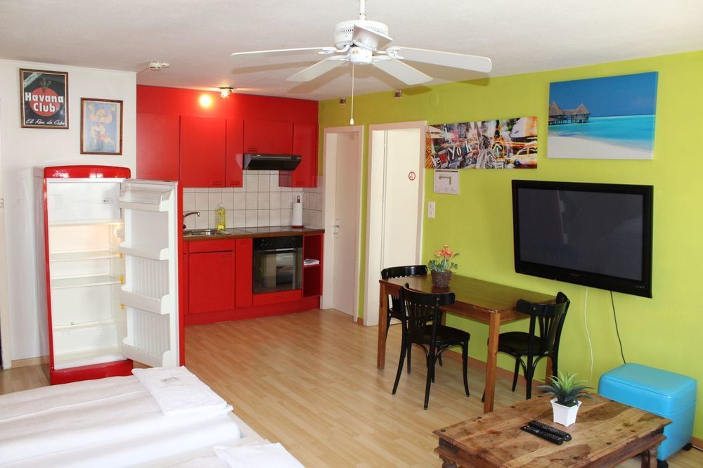 Hotel & Backpackers Zak Schaffhausen Luaran gambar