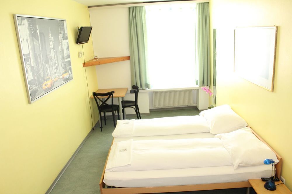 Hotel & Backpackers Zak Schaffhausen Luaran gambar